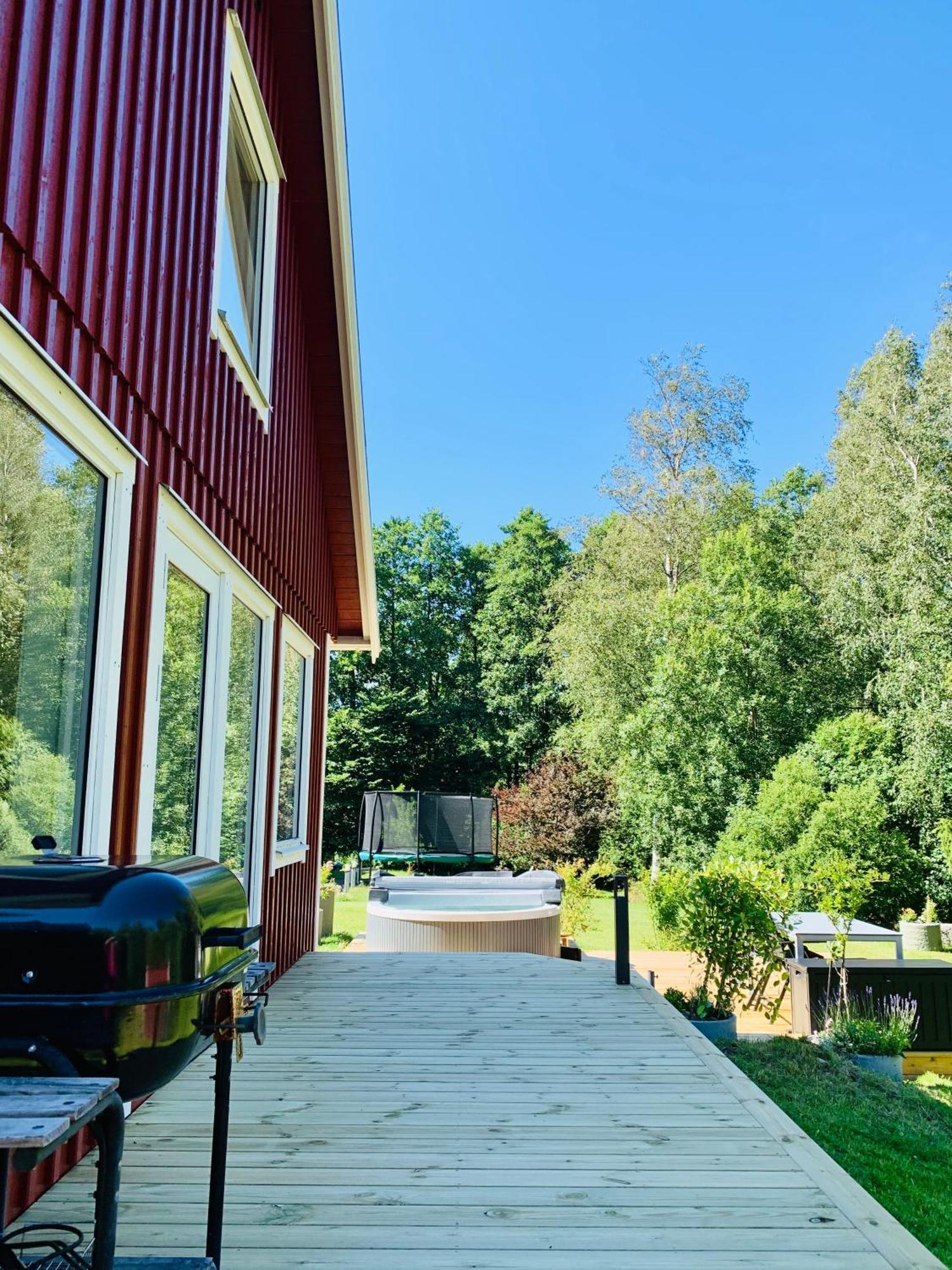 The Blomsholm Cabin - Recharge Your Electric Car Stromstad Room photo